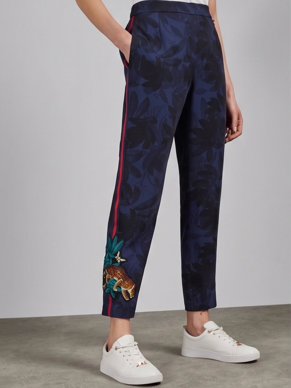 Ted Baker Houdini Side Stripe Chiffon Track Tiger Floral Embroidered Pants Sz L